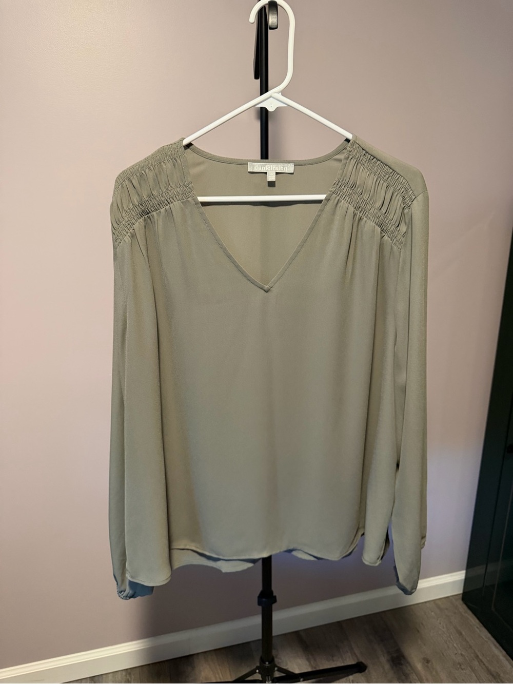 Daniel Rainn Olive Green V-Neck Long Sleeve Blouse